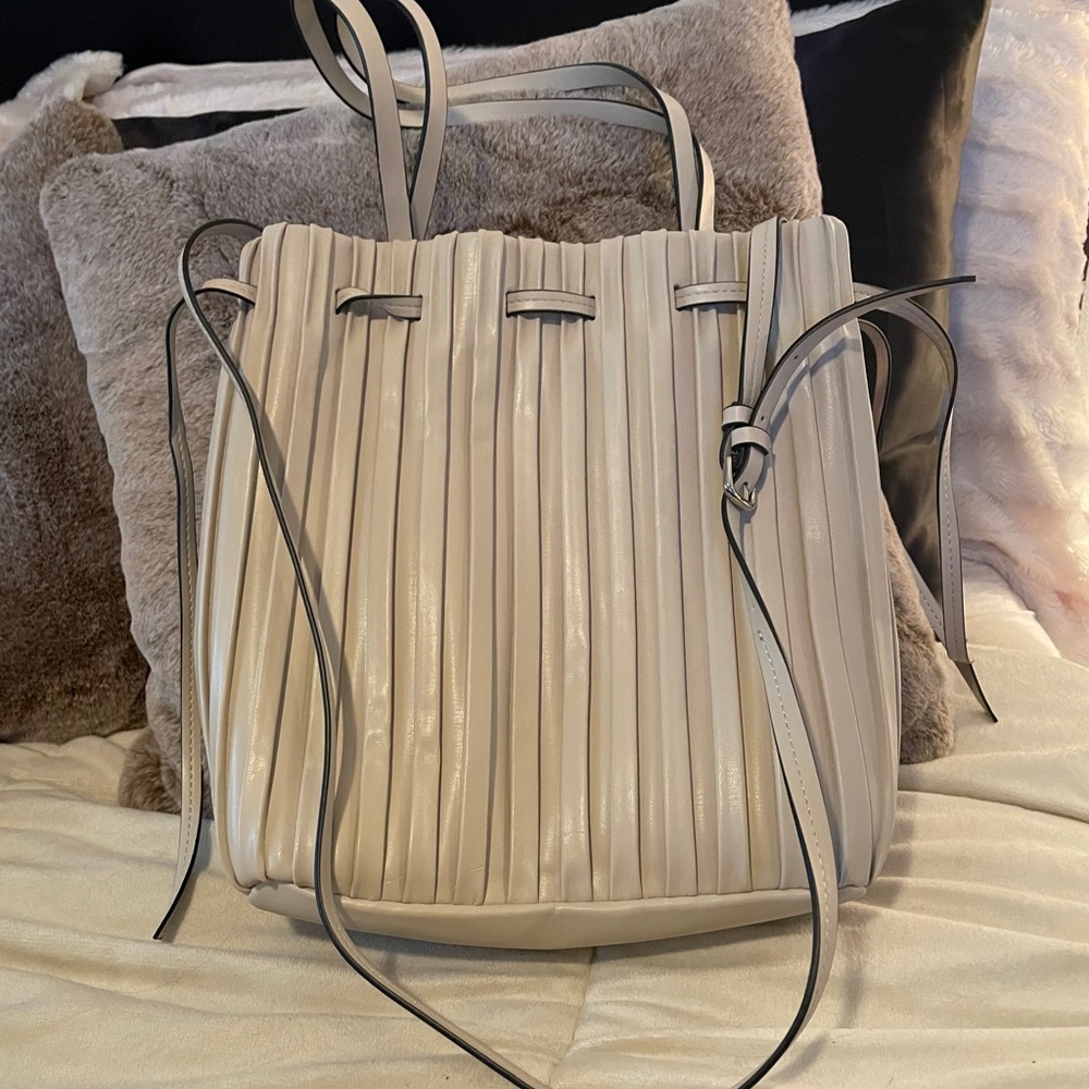 Zara Bucket bag purse